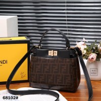 TAS WANITA BRANDED IMPORT FENDI MINI PEEKABOO 68102