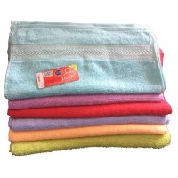 Trend Handuk Merah Putih Sport Ukuran 30X70 Bahan Adem