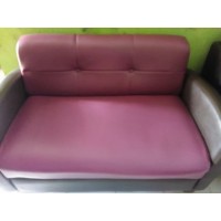 Kursi Sofa dan Meja Cafe Restoran.Bonus Tanaman Palem Plastik