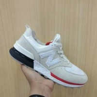 Sepatu pria gaul Sneakers New Balance 574 White