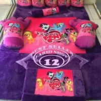 Ada karpet karakter kuda pony ungu print