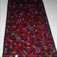 kain adat madura