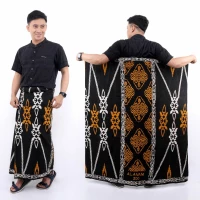 SARUNG BATIK CAP MOTIF DAYAK
