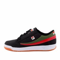 sepatu tenis fila