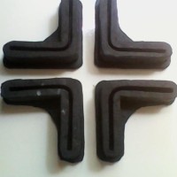 BEST SALE KAKI KARET UNTUK RAK BESI SIKU 4X4 CM READY STOK