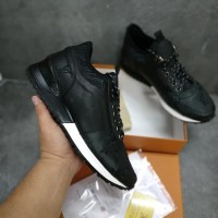 Sepatu pria Louis vuitton sneakers grade original