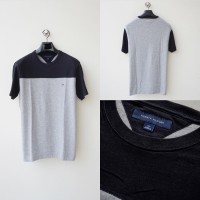 kaos TOMMY HILFIGER two tone HOL15 ORIGINAL