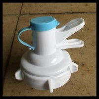 Hot Sale Ks121 Kran Air Minum Galon Air Mineral Aqua Kran Galon Hanya