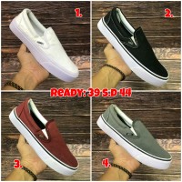 Sepatu Vans Slip on / Sepatu Pria / Sepatu Sneakers / Sepatu Murah
