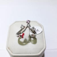 Cincin emas putih 75% berat 4 gram ukuran 14 dan 15 mata pink