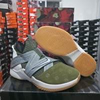Sepatu Basket Nike Lebron Zoom Soldier 12 Xii Land And Sea