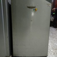 kulkas Sharp glacio pintu 1 seken