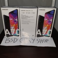 Daftar Harga Resmi Samsung Galaxy A70 Terbaru Juli 2019 17 Samsung Galaxy A70 2019 6GB/128GB SEIN Garansi Resmi Triple Cam A 70
