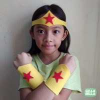 Tiara Gelang Wonder Woman flanel. Kostum Superhero DC.