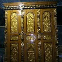 lemari pakaian lemari gebyok pintu 3 jati mewah