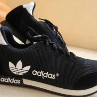 Terbaru Sepatu Olahraga Hitam Wanita Sekolah Sport Nike Puma Adidas