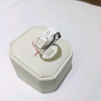 UNIK Cincin emas putih kadar 750 berat 3.15 gram size 1