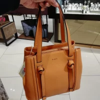 tas bonia