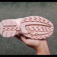 BANTING HARGA FREE KAOS KAKI SEPATU KETS WANITA KOREA FILA DISTRUPTOR