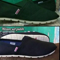 *BEST SELLER* SEPATU WAKAI LABEL VIETNAM PRIA WANITA (GESER FOTO UNTUK