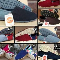 xvf-648 SEPATU WAKAI LABEL VIETNAM PRIA WANITA (GESER FOTO UNTUK WARNA