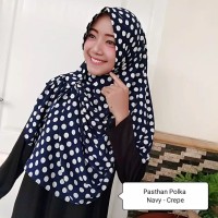 Jilbab Instan Polka Navy bahan adem model Kekinian