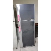 Kulkas toshiba 2 pintu GR-MG68ED bekas