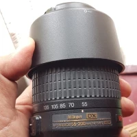 lensa Nikon Dx Vr 55-200