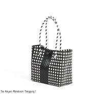 Tas Belanja Anyam Monokrom