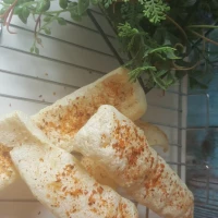 Krupuk kulit rasa cabe bubuk