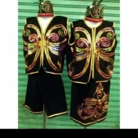 baju adat dayak jumbo