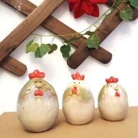 Pajangan Keramik Ayam