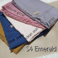 emerald square
