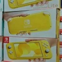 Nintendo Switch Lite Yellow