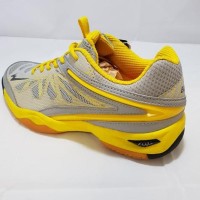 Sepatu Badminton Eagle Commando New Arrival