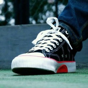 Sepatu Warior Clasic Tokopedia
