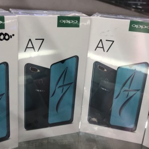 Oppo A7 2018 Ram 4gb Internal 64 Gb Garansi Resmi Nasional Tokopedia