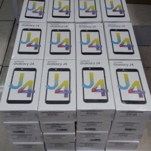 Samsung J4 2018 2gb 32gb Garansi Resmi Sein Bonus Soft Case Tokopedia