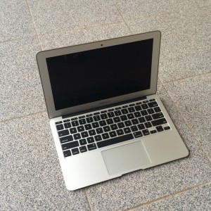 Macbook Air 11 Mid 2013 Core I5 2 6ghz 4gb 128gb Ssd Vga Intelhd 5000 Tokopedia