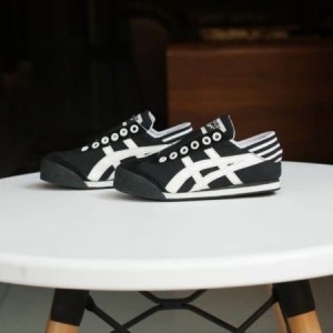 Sepatu Asics Onitsuka Tiger Kids Slip On Sepatu Anak Tokopedia