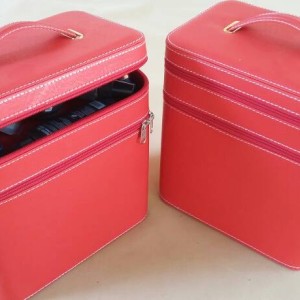 Beutycase Tas Kosmetik Tas Make Up Tokopedia