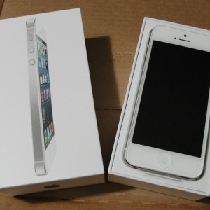 Apple Iphone 5 16gb White Gsm Garansi Distributor 1 Tahun Tokopedia