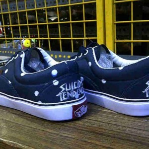 Sepatu Vans Suicidal Tendencies Tokopedia