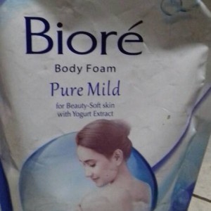Biore Body Foam Pure Mild Refill 450ml Tokopedia