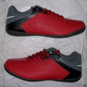 Sepatu Futsal Merah Tokopedia