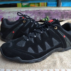 Sepatu Karrimor Gunung Tracking Tokopedia