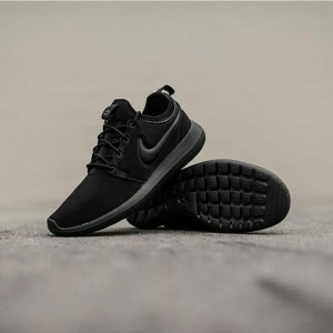 Nike Roshe Run Sepatu Running Tokopedia