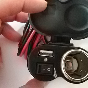 Charger 2in1 Chasan Hp Di Motor Dan Soket Lighter Cigarate Tokopedia