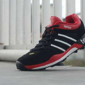 Promo Sepatu Pria Adidas Man Joging Lapangan Jajan Kerja Formal Kantor Hangout Olahraga Tokopedia