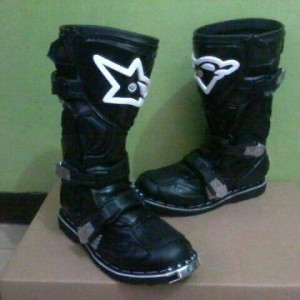 Sepatu Trail Rnl Tokopedia